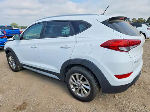 KM8J33A42HU410619 — 2017 Hyundai Tucson, фото 2 с аукциона Copart 06.10.2026, Передняя часть