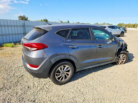 2017 Hyundai Tucson VIN KM8J23A40HU580917 фото 3
