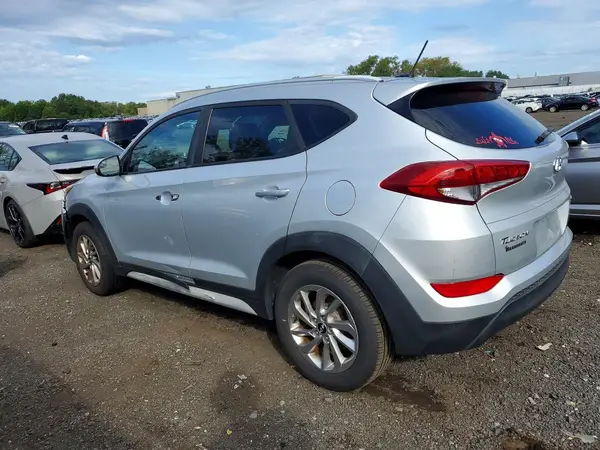 KM8J3CA49HU401688 — 2017 Hyundai Tucson, фото 2 с аукциона Copart 02.10.2026, Вандализм