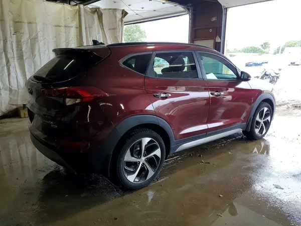 KM8J3CA26HU322266 — 2017 Hyundai Tucson, фото 3 с аукциона Copart 08.10.2026, Мелкие вмятины и царапины