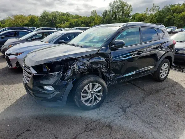 KM8J3CA40HU587931 — 2017 Hyundai Tucson, Передняя часть (Front End), фото до ремонта