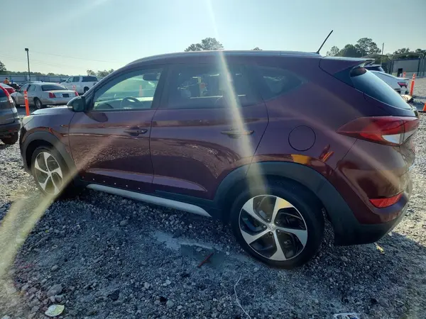 KM8J3CA24HU465152 — 2017 Hyundai Tucson, фото 2 с аукциона Copart 06.10.2026, Передняя часть