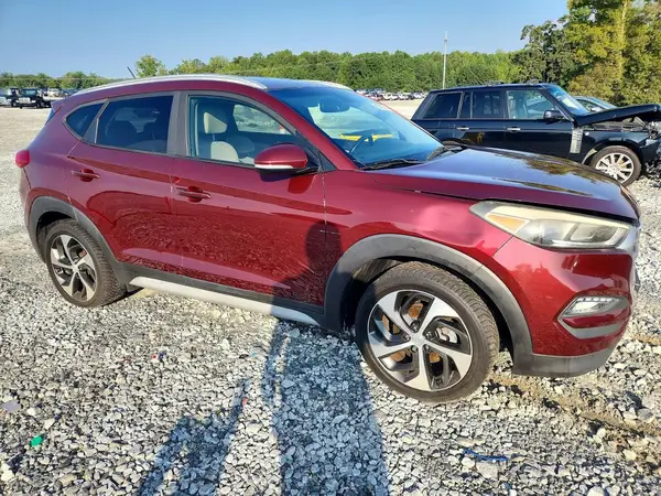 KM8J3CA24HU465152 — 2017 Hyundai Tucson, фото 4 с аукциона Copart 06.10.2026, Передняя часть