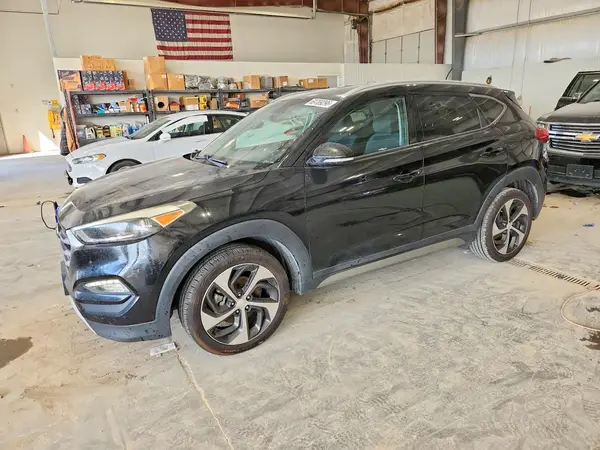 KM8J33A27HU279640 — 2017 Hyundai Tucson, Механические повреждения (Mechanical), фото до ремонта