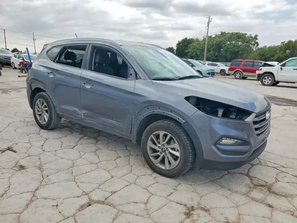 KM8J33A44HU294291 — 2017 Hyundai Tucson, фото 4 с аукциона Copart, Боковая часть