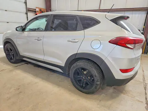2017 Hyundai Tucson VIN KM8J2CA44HU484207 фото 2
