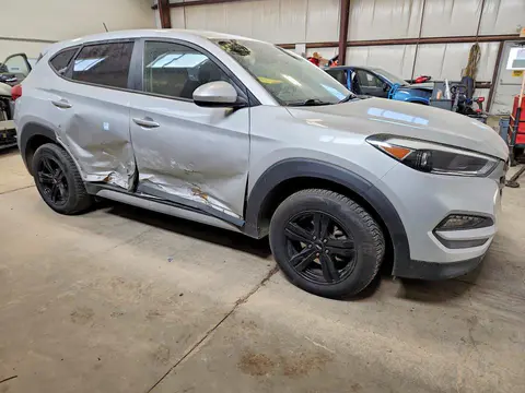 2017 Hyundai Tucson VIN KM8J2CA44HU484207 фото 4
