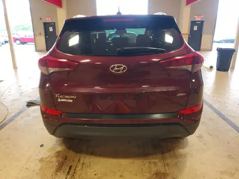 KM8J3CA40HU430092 — 2017 Hyundai Tucson, фото 6 с аукциона Copart, Передняя часть