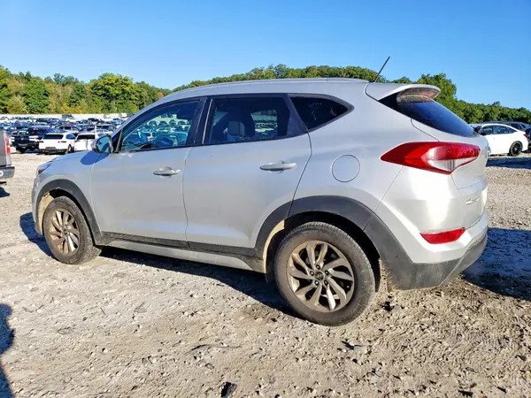 KM8J3CA41HU394171 — 2017 Hyundai Tucson, фото 2 с аукциона Copart 30.09.2026, Передняя часть