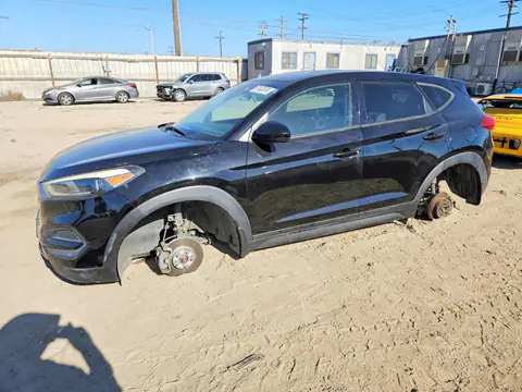 KM8J23A46JU743897 — 2018 Hyundai Tucson, Разукомплектован (Stripped), фото до ремонта
