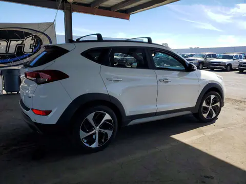 2018 Hyundai Tucson VIN KM8J3CA24JU742937 фото 3