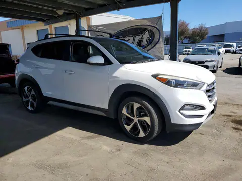 2018 Hyundai Tucson VIN KM8J3CA24JU742937 фото 4