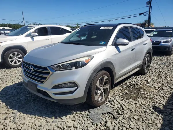 KM8J3CA27JU825505 — 2018 Hyundai Tucson, Задняя часть (Rear End), фото до ремонта