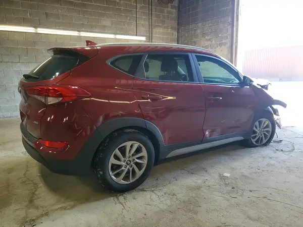 KM8J3CA46JU829112 — 2018 Hyundai Tucson, фото 3 с аукциона Copart 28.09.2026, Передняя часть