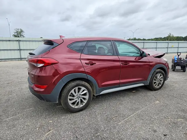 KM8J3CA47JU774556 — 2018 Hyundai Tucson, фото 3 с аукциона Copart, Передняя часть