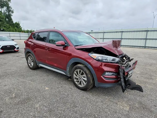 KM8J3CA47JU774556 — 2018 Hyundai Tucson, фото 4 с аукциона Copart, Передняя часть