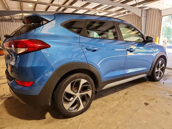 KM8J33A25JU704102 — 2018 Hyundai Tucson, фото 3 с аукциона Copart, Задняя часть