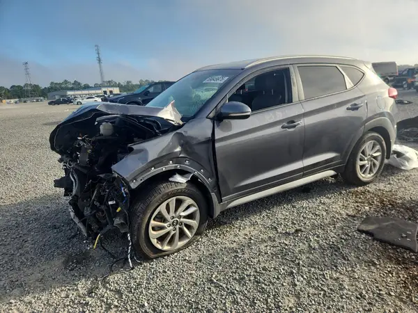 KM8J33A46JU830115 — 2018 Hyundai Tucson, Передняя часть (Front End), фото до ремонта