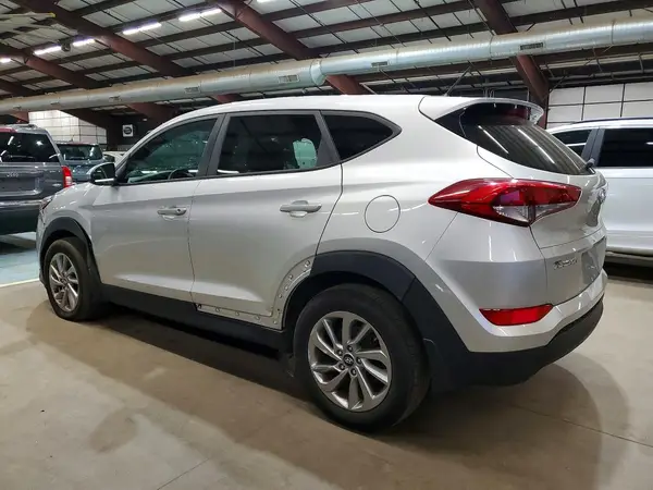 KM8J2CA41JU818344 — 2018 Hyundai Tucson, фото 2 с аукциона Copart 01.10.2026, Передняя часть
