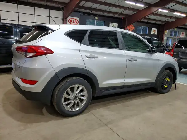 KM8J2CA41JU818344 — 2018 Hyundai Tucson, фото 3 с аукциона Copart 01.10.2026, Передняя часть