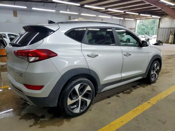 2018 HYUNDAI TUCSON VIN KM8J3CA28JU620260 фото 3