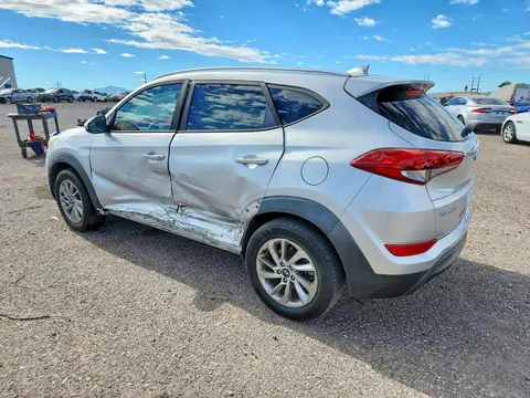 2018 Hyundai Tucson VIN KM8J33A46JU713845 фото 2