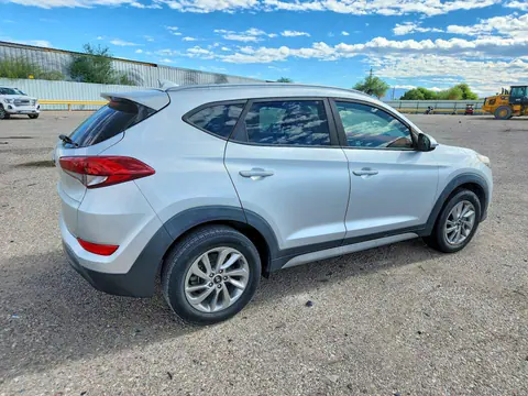 2018 Hyundai Tucson VIN KM8J33A46JU713845 фото 3