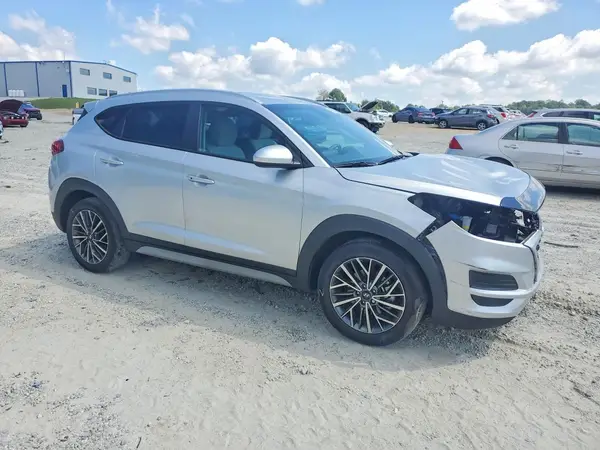 KM8J33AL3KU021356 — 2019 Hyundai Tucson, фото 4 с аукциона Copart, Передняя часть