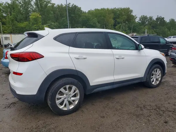 KM8J23A45KU027218 — 2019 Hyundai Tucson, фото 3 с аукциона Copart, Вандализм