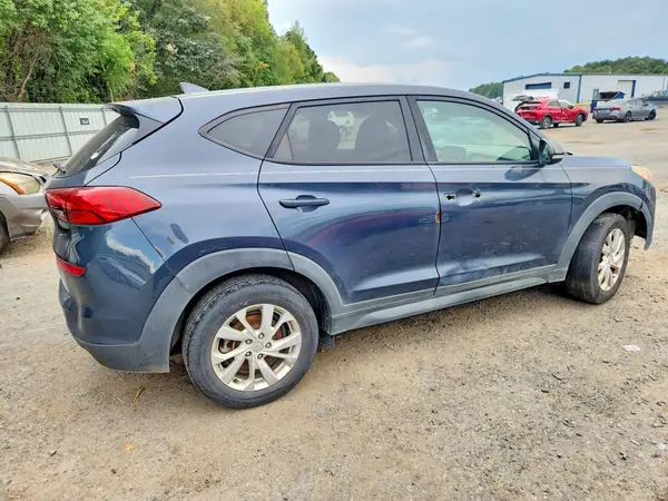 KM8J23A47KU858137 — 2019 Hyundai Tucson, фото 3 с аукциона Copart, Передняя часть