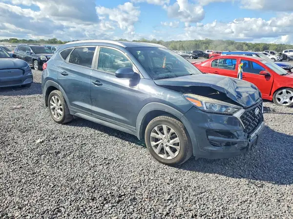 KM8J3CA43KU913518 — 2019 Hyundai Tucson, фото 4 с аукциона Copart, Передняя часть