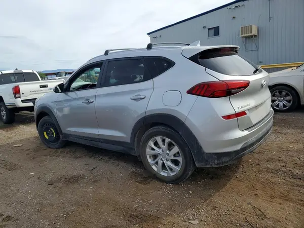 KM8J33A48MU314004 — 2021 Hyundai Tucson, фото 2 с аукциона Copart, Повреждения снизу