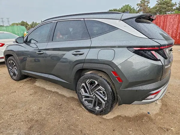 KM8JEDD17SU332900 — 2025 Hyundai Tucson, фото 2 с аукциона Copart, Боковая часть