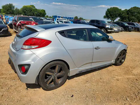 KMHTC6AE4FU231644 — 2015 Hyundai Veloster, фото 3 с аукциона Copart 30.09.2026, Передняя часть