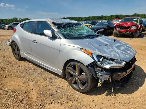 KMHTC6AE4FU231644 — 2015 Hyundai Veloster, фото 4 с аукциона Copart 30.09.2026, Передняя часть