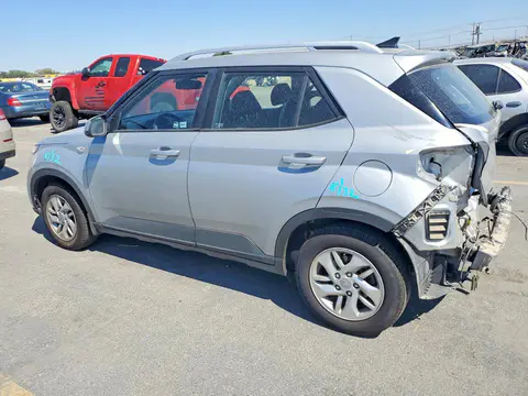 2020 Hyundai Venue VIN KMHRC8A35LU025393 фото 2