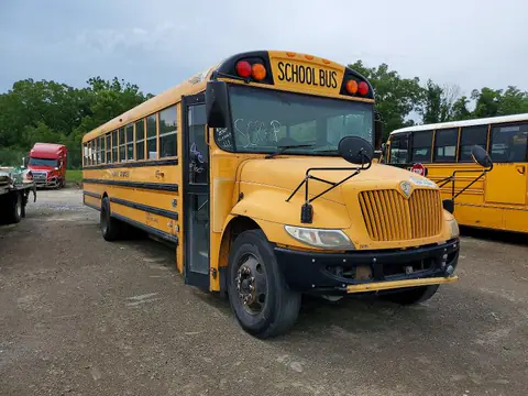 4DRBUSKN9BB368150 — 2011 IC Bus 3000, Мелкие вмятины и царапины (Minor Dent/Scratches), фото до ремонта