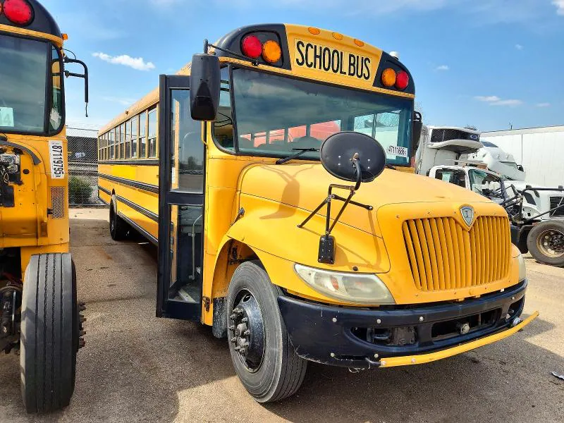 2011 IC CORPORATION CE SERIES SCHOOL VIN 4DRBUSKNXBB374801 фото 1