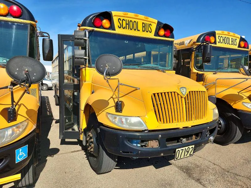 2011 IC CORPORATION CE SERIES SCHOOL VIN 4DRBUSKNXBB374815 фото 1