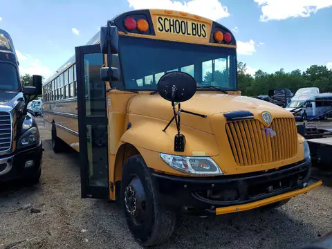 4DRBUSKN2DB300078 — 2013 IC Bus CE Series School, Естественный износ (Normal Wear), фото до ремонта