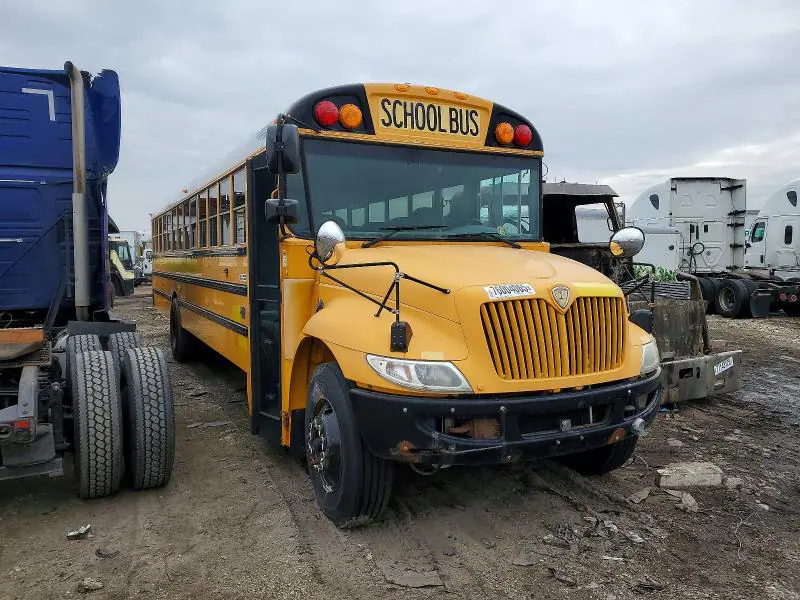 4DRBUSKN7DB300089 IC Bus CE Series School 2013 — повреждение Естественный износ, фото до ремонта
