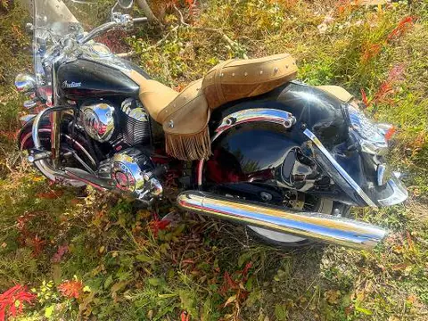 2014 INDIAN MOTORCYCLE CO. Chief VIN 56KCCVAAXE3318622 фото 2