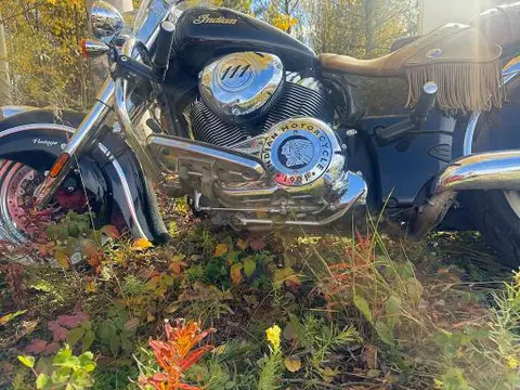2014 INDIAN MOTORCYCLE CO. Chief VIN 56KCCVAAXE3318622 фото 4