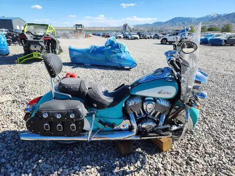 2019 INDIAN MOTORCYCLE CO. Chief VIN 56KCVAAAXK3372680 фото 1