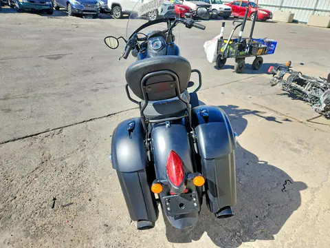 2018 INDIAN MOTORCYCLE CO. Springfield VIN 56KTHDAA9J3361435 фото 4
