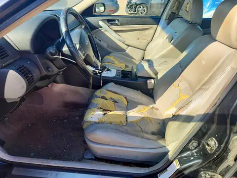 JNKCV51E05M215933 — 2005 Infiniti G, фото 7 с аукциона Copart, Мелкие вмятины и царапины