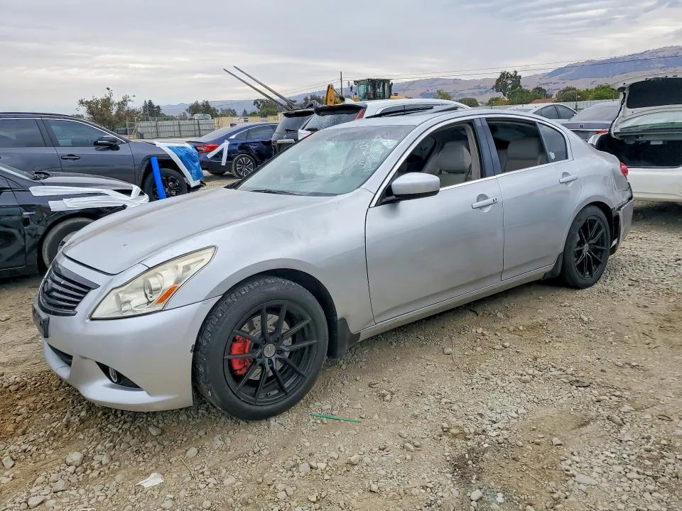 2015 Infiniti Q40 VIN JN1CV6AP9FM502359 фото 1