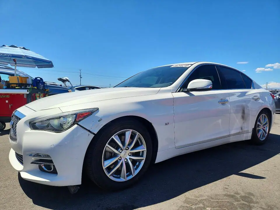 JN1BV7AP9FM353940 Infiniti Q50 2015 — повреждение Боковая часть, фото до ремонта