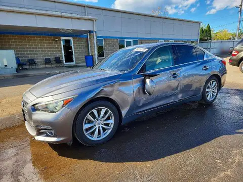 JN1BV7AR5FM401418 — 2015 Infiniti Q50, Боковая часть (Side), фото до ремонта