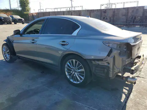 JN1EV7AP7JM363825 — 2018 Infiniti Q50, фото 2 с аукциона Copart 30.09.2026, Вандализм